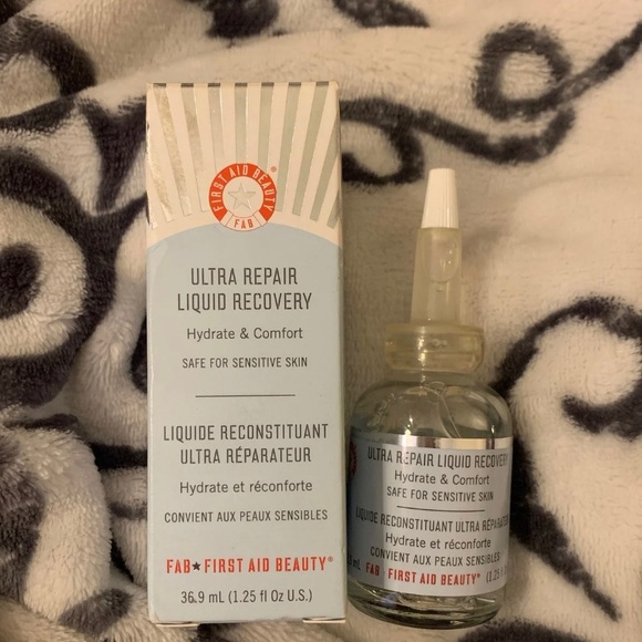 First Aid Beauty Other - First Aid Beauty ultra repair liquid recovery